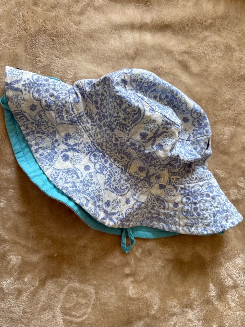 Turtle Fur brand Turquoise Reversible Sun Bucket Hat with Chin Strap